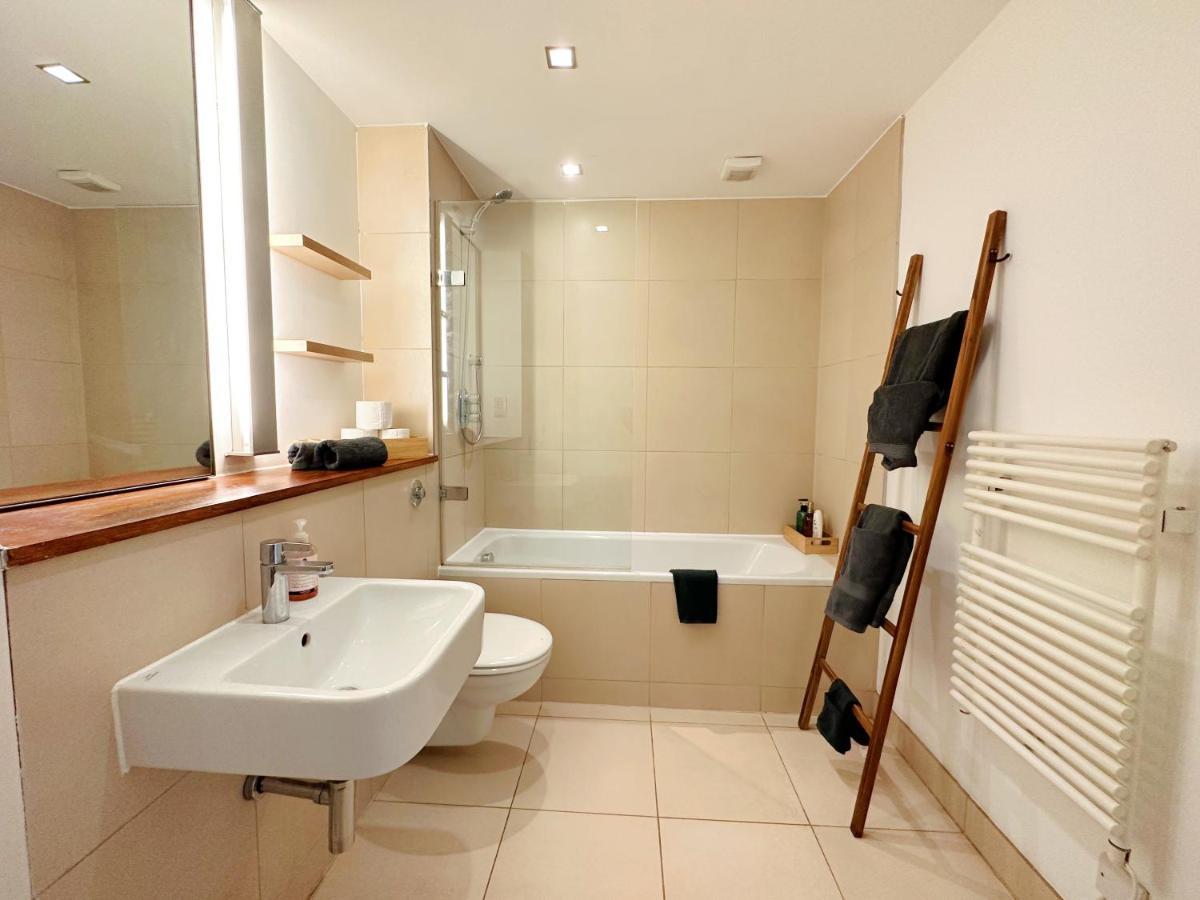 Portobello Dock Canalside Apartment Londres Exterior foto
