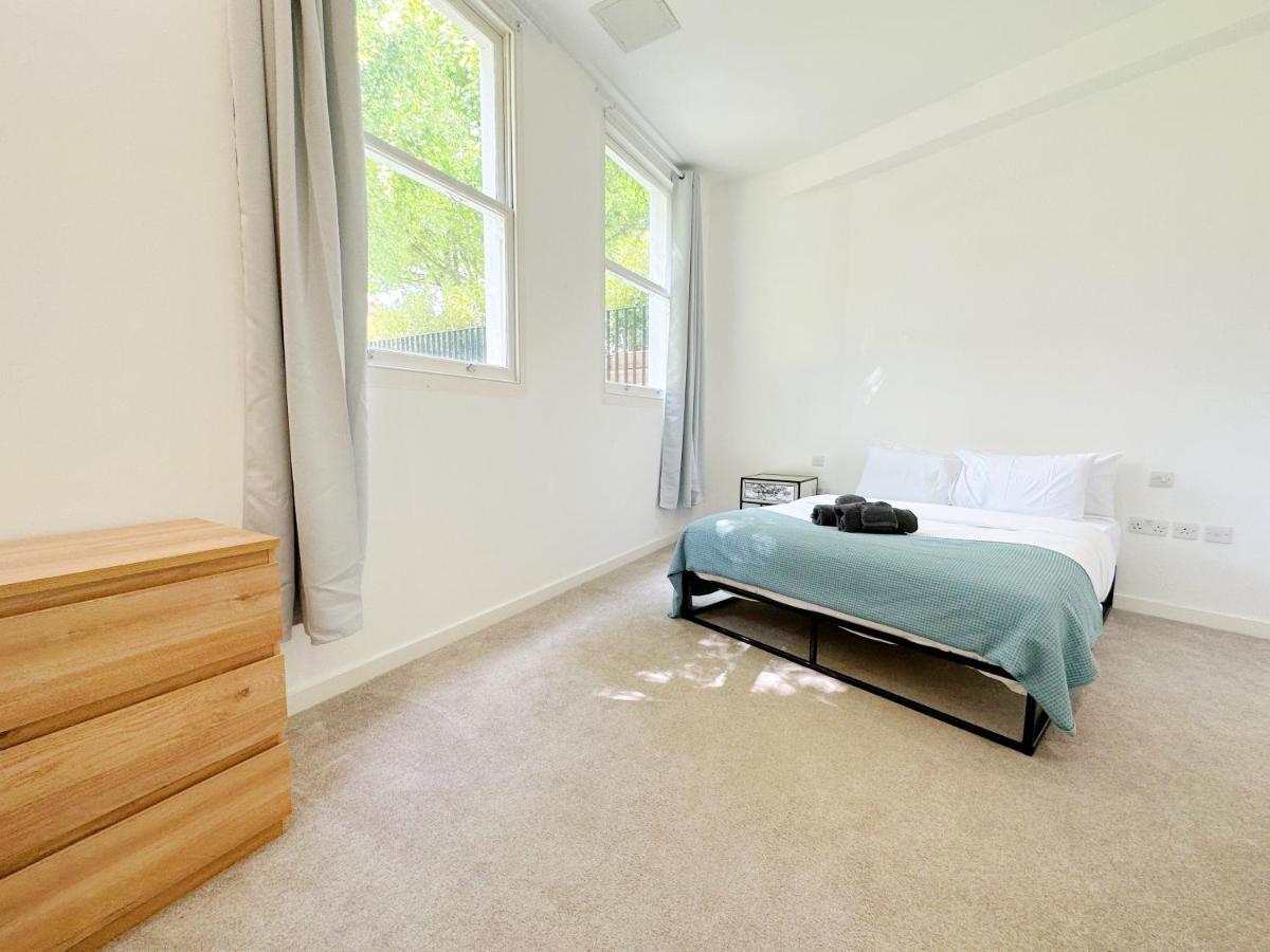 Portobello Dock Canalside Apartment Londres Exterior foto